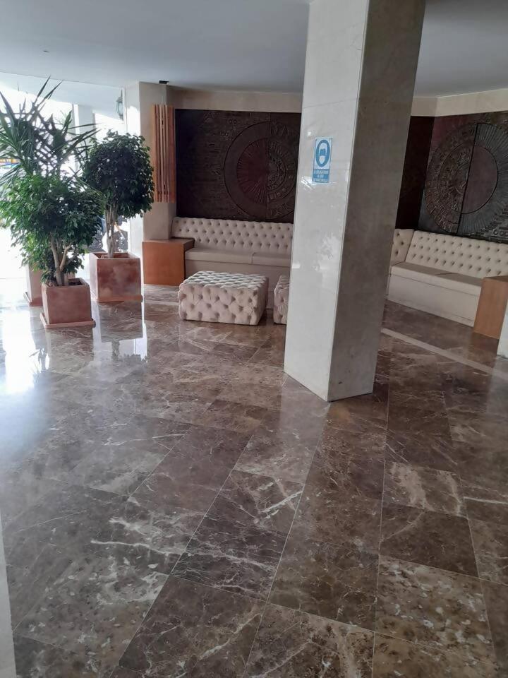 Palm Beach Marbella Apartamento Exteriör bild