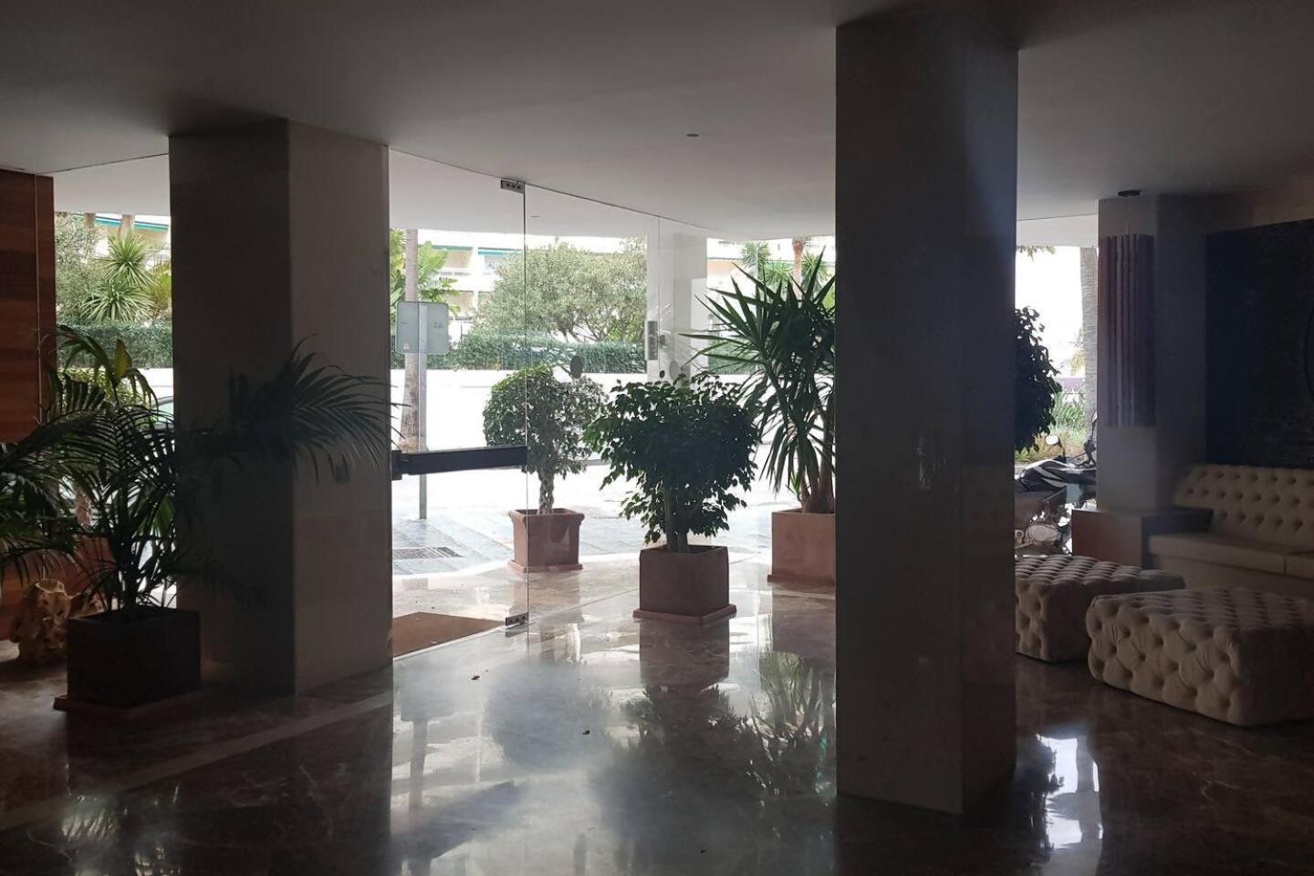 Palm Beach Marbella Apartamento Exteriör bild