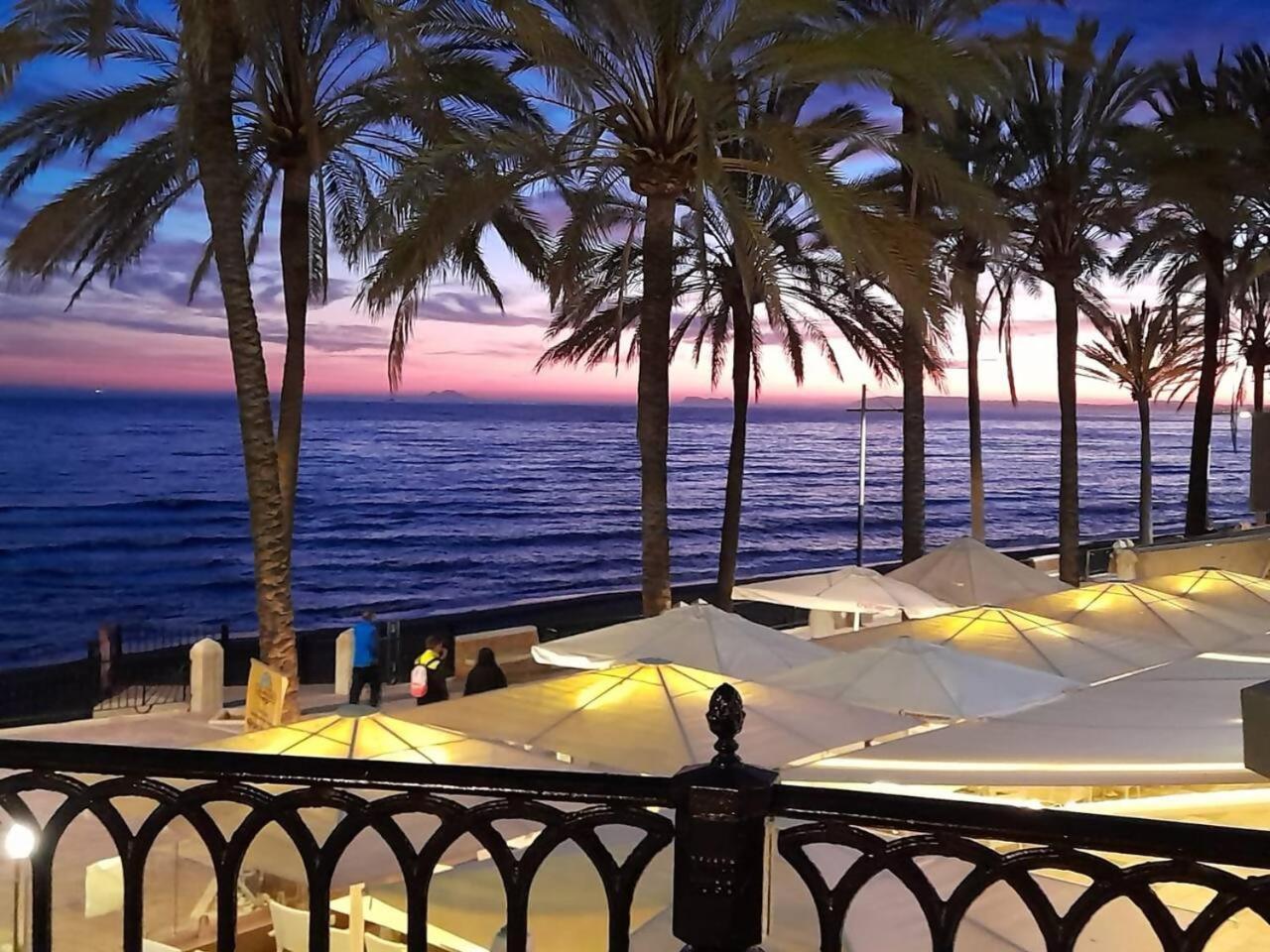 Palm Beach Marbella Apartamento Exteriör bild